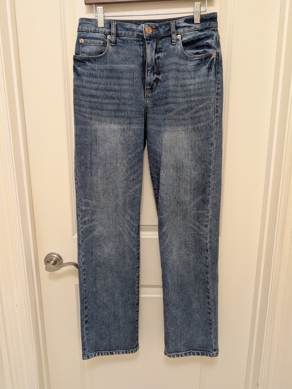 STS Blue Women's Straight-Leg Jeans in Washed Blue